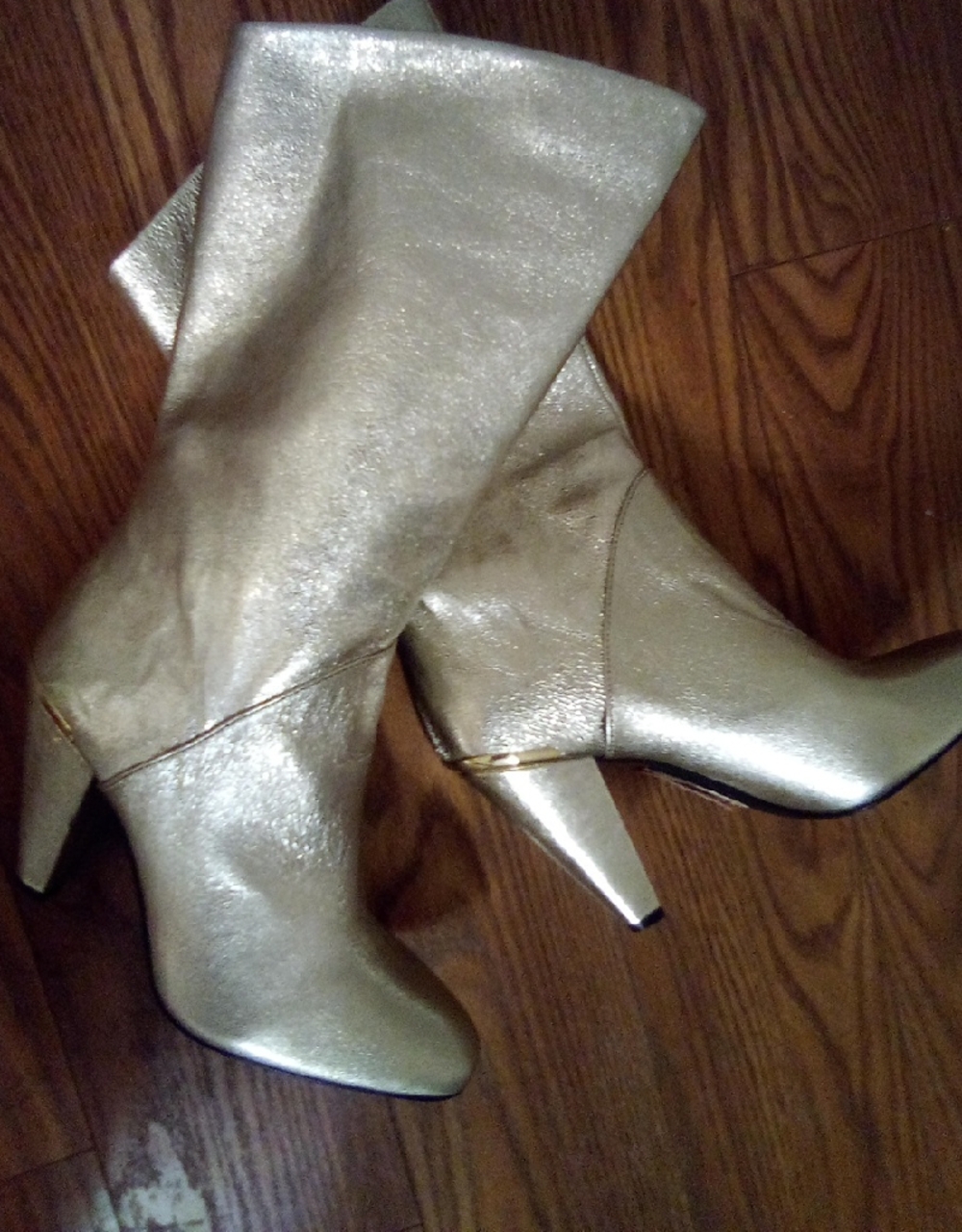 Jessica Simpson: Sexy, Gold, High Heel Western Boots